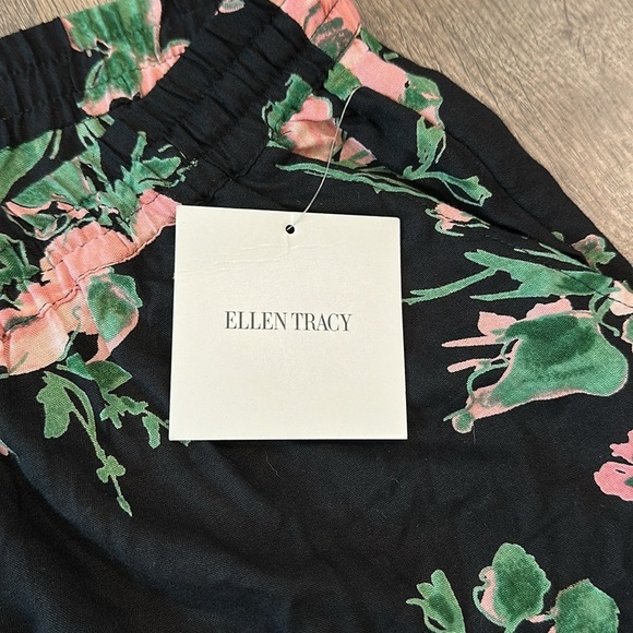 Ellen Tracy painted rose pants - Picture 5 of 8